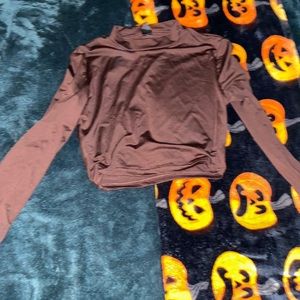 Brown cropped turtle neck